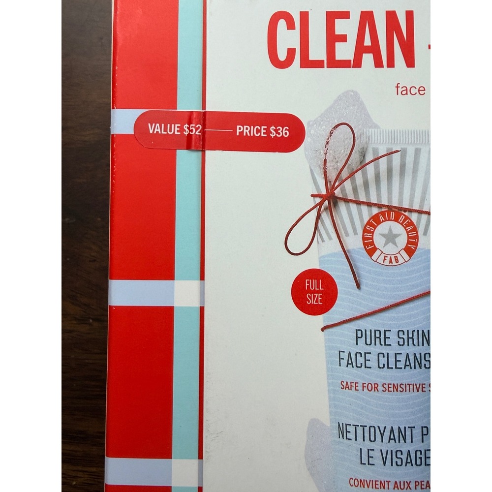 First Aid Beauty Clean + Soft Face Duo Unisex OS White Red Plaid NWT - Picture 2 of 4